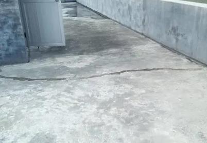 孟连楼顶漏水维修公司分享下如何解决卫生间隐蔽部位漏水的问题?